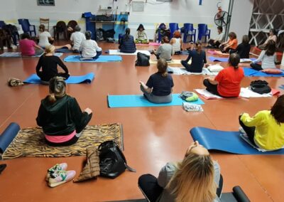 Un corso di yoga olistico a Grottammare