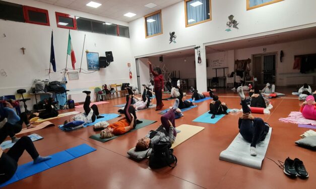 CORSI DI YOGA OLISTICO NELLE MARCHE